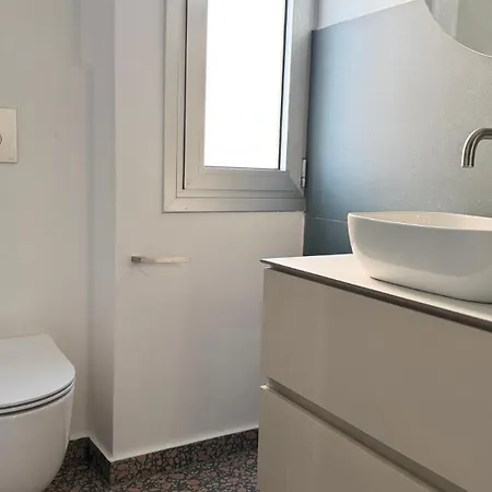 Centre Cozy Luxury Entire Homee *